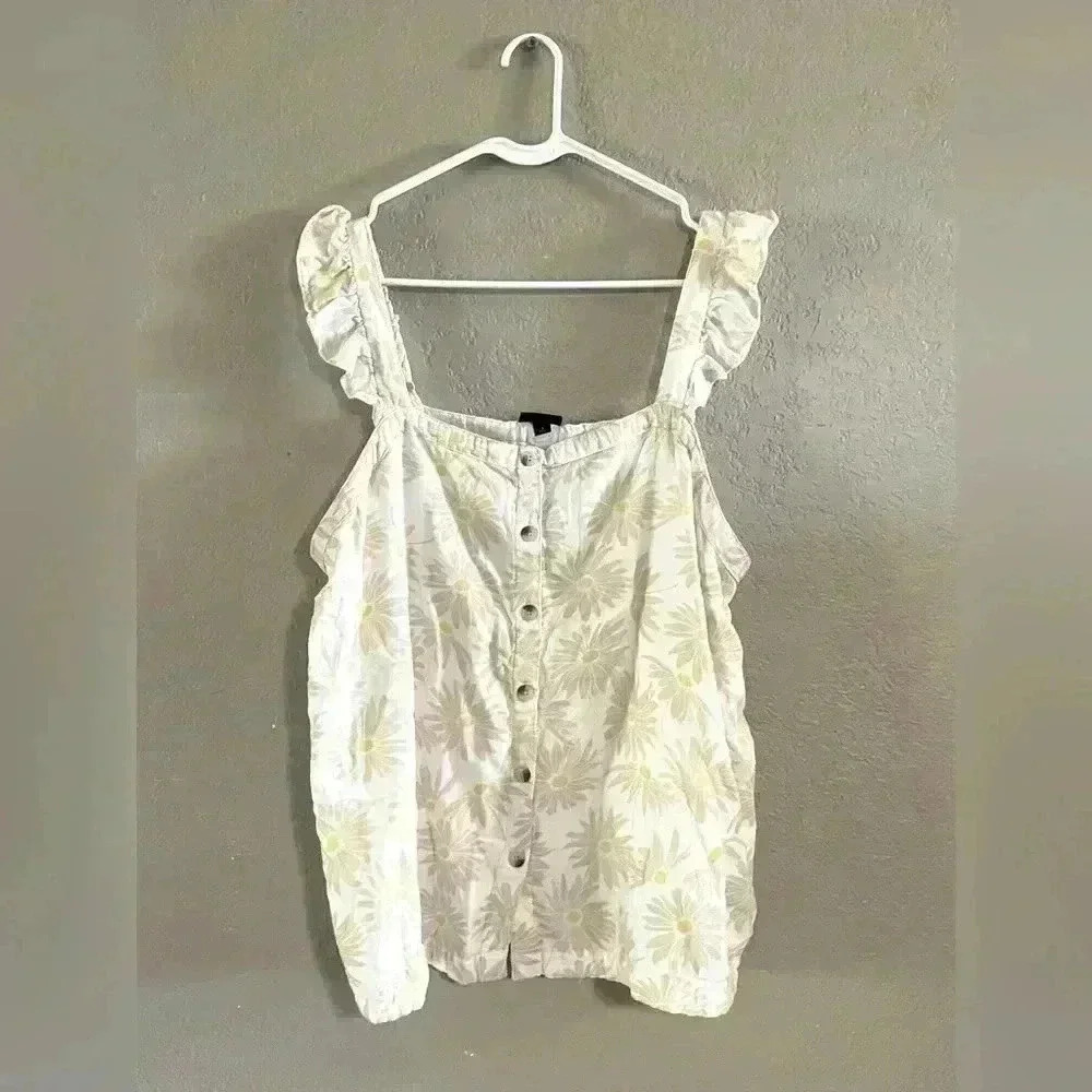 Torrid Duofold Ruffle Button Front Tank Daisy Daydream Size‎ 1X
